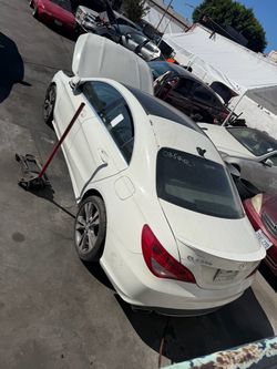 Mercedes-Benz CLA 250 White Sedan