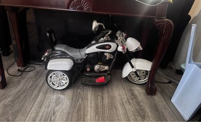 Motorized coastway ride on 3 wheel kids motorcycle