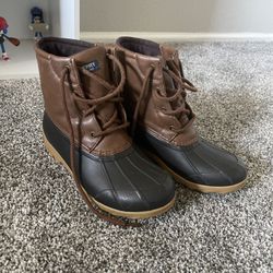 Boys Sperry  Boots  Big Kids Size Youth 4 