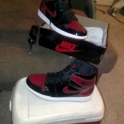 Air Jordan 1 Retro High  OG  Size 13