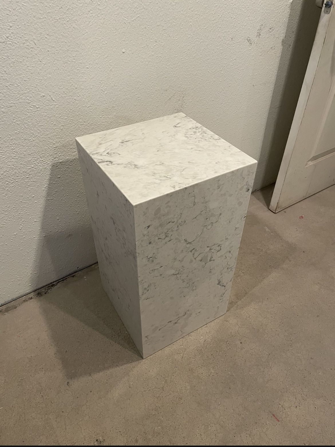 Quartz Plinth