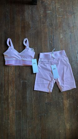 Alo Yoga Sports Bra and Shorts Set