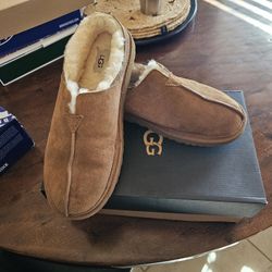 GIFTS FOR CHRISTMAS! Men's Brand New  UGG Neuman Slippers, Chestnut, Size 13