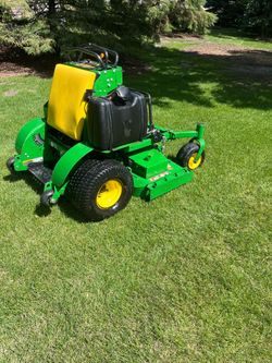 John Deere 652m Quik Trak stander zero turn lawnmower with Kawasaki motor