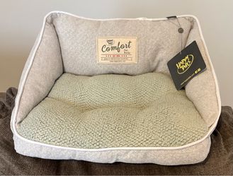 Happy Trails Comfort Cat Bed (Never Used)
