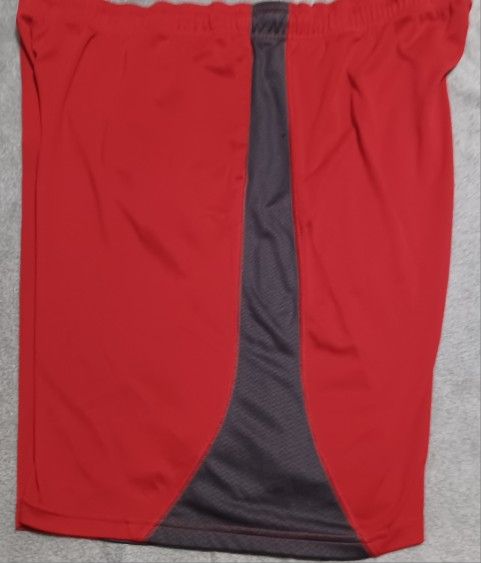 Men's Size Xlarge Reebok Red Black Running Basketball Shorts Pockets