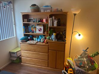 Dresser/Shelving Unit Warm Toned Wooden Dresser Set