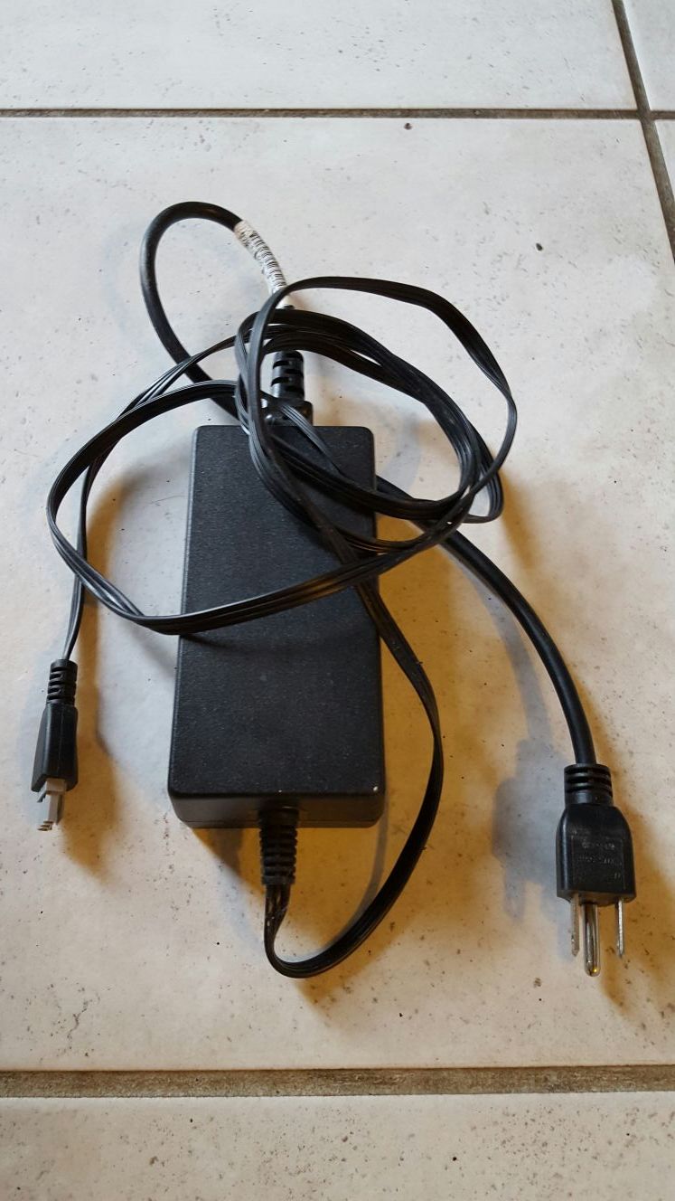 HP AC power adapter 0957-2178