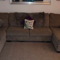 SECTIONAL like new