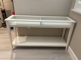 Entryway Stand