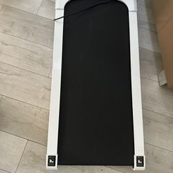 Treadmill easy To Move around 