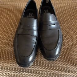 Mephisto Kurtis - Black - New - Never Worn - Size 8.5 US 