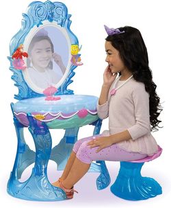 JAKKS Ariel’s Musical Under The Sea Vanity Disney Princess