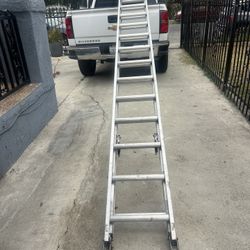 Escalera De 32 Pies De Aluminio Como Nueva