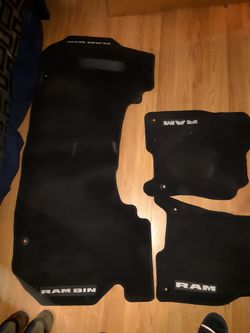 2019 Ram Fllor Matts