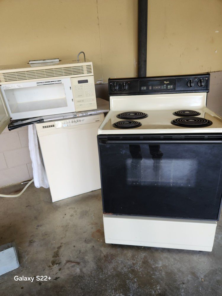 Electric Stove,  Dishwasher And Microwave 