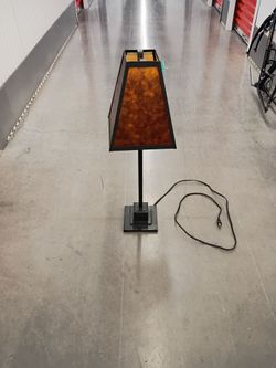 Table lamp