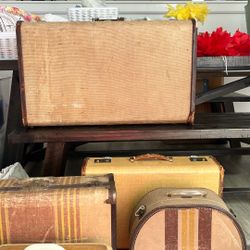 Vintage Luggage 