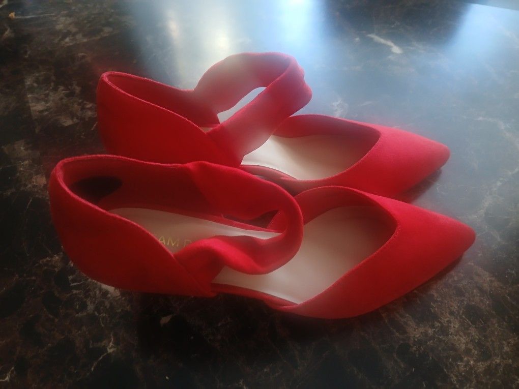 Dream Paris Women's Kitten Heels