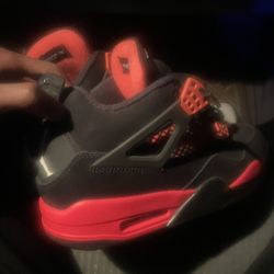 Jordan 4 red thunder 