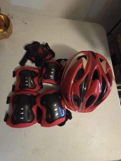 Kids Helmet Adjustable with Sports Protective Gear Set Knee Elbow Wrist Pads for Toddler Ages 3 to 8 Years Old Boys Cycling Skating Scooter Helm
