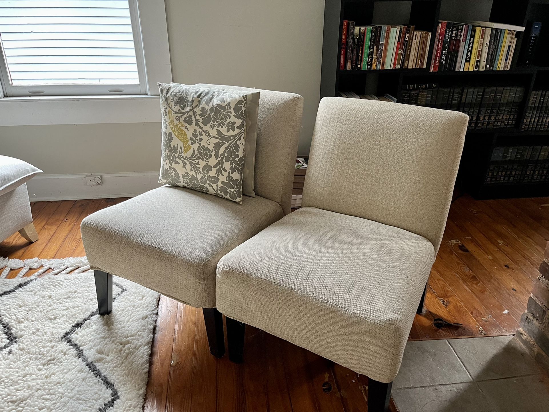 Set of Comfy Chairs for Sale in Atlanta, GA OfferUp