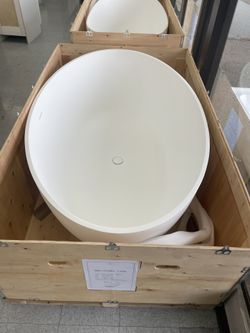 Solid surface bathtub 67” acrylic resin 