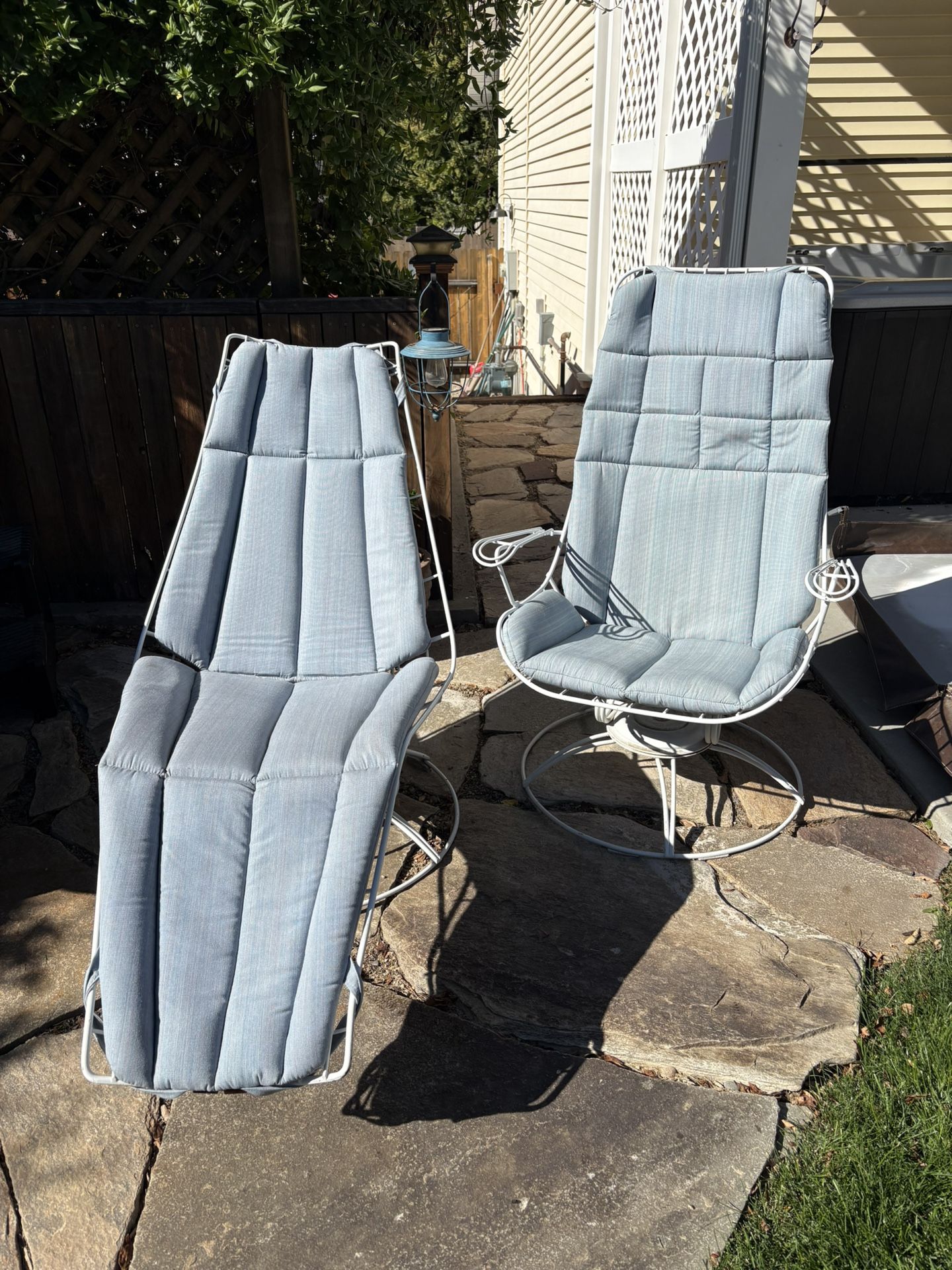 Vintage MCM homecrest patio Chairs