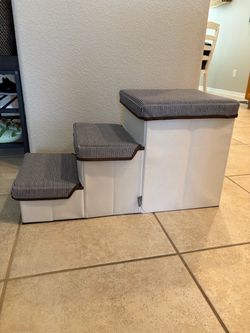 Dog stairs with storage