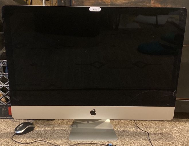 Apple iMac 27” Retina 5k (Late 2015)