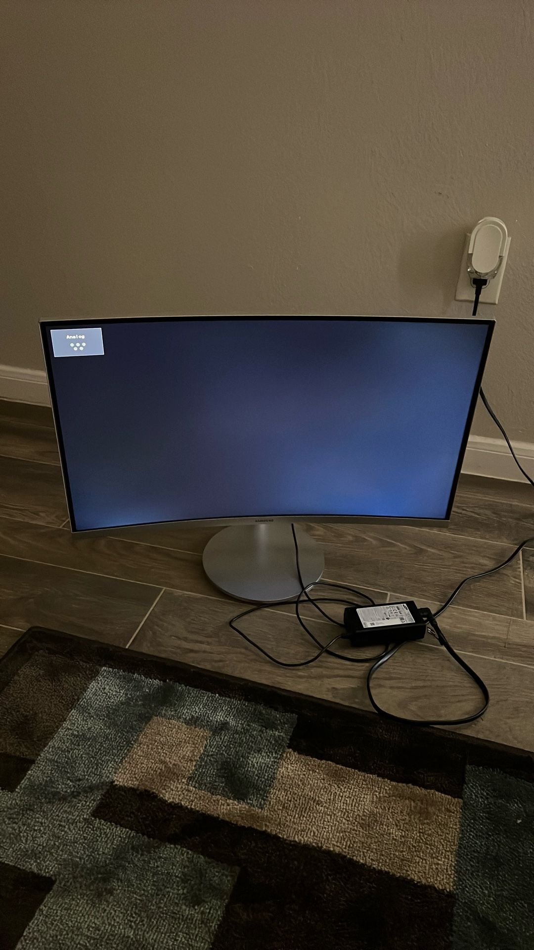 27” Curved Samsung Monitor