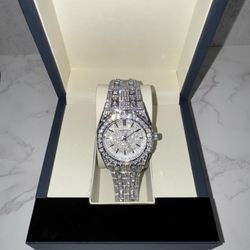 Iced Out Watch – All Silver