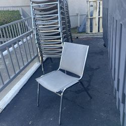 Free Chairs