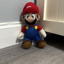 Super Mario Collectable Plushy 