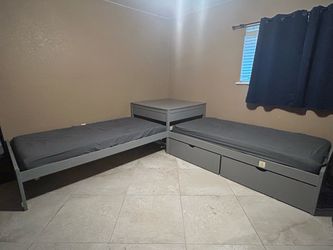 Twin Bed Set/ Mattress Included