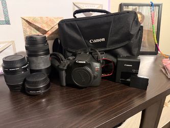 Canon EOS Rebel T7 DSLR Camera Bundle
