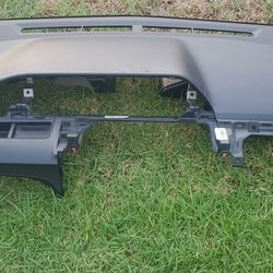 2013-2018 Toyota Prius C Dashboard 