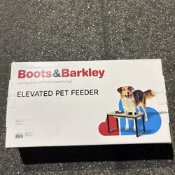 $10 Elevated Pet Feeder 