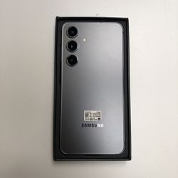 Galaxy S24 - 128 GB Black Unlocked 