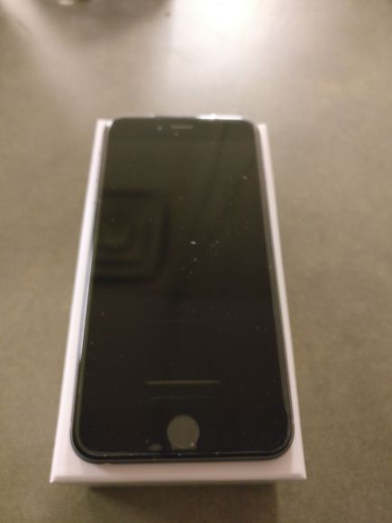 iPhone 6s plus factory unlocked