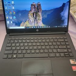 HP Ryzen 3 Laptop 8g RAM 1T HD 2.60 Ghz