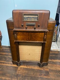 Firestone Air Chief Vintage Console Radio