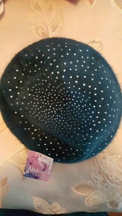 New teal ladies beret