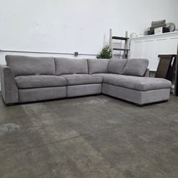 Sectional Couch With Recliner- Free Delivery‼️