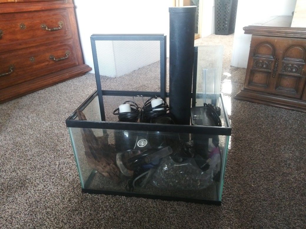 10 +20(tall) Gallon with Fish+Reptile Supplies