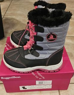 Girls Snow Boots Size 2 With Box
