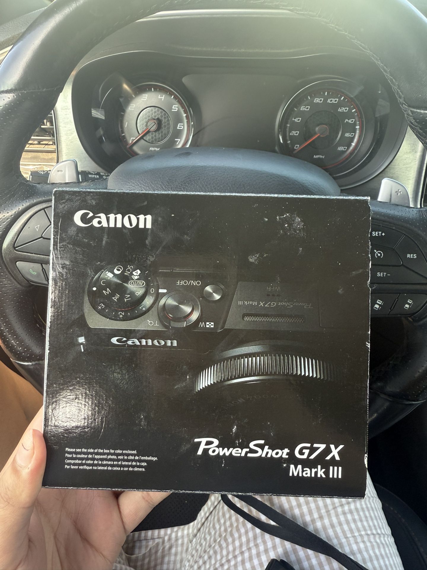 Canon G7X Mark III