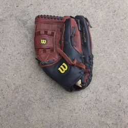 Wilson Softball Glove