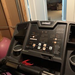 Used Smooth fitness 6.25 Treadmill