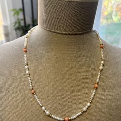 18K Yellow Gold, Pearl and Coral Nacklace 